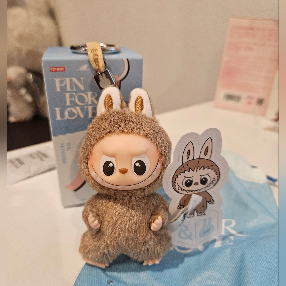 Pin Into Energy Labubu Keychain - Letter &